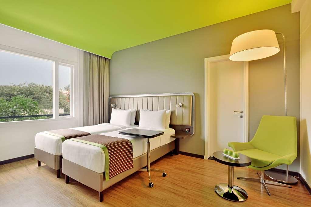 Park Inn By Radisson New Delhi Lajpat Nagar Quarto foto