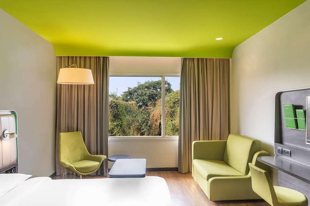 Park Inn By Radisson New Delhi Lajpat Nagar Quarto foto